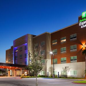 Holiday Inn Express & Suites Edinburg- Mcallen Area, An Ihg Hotel